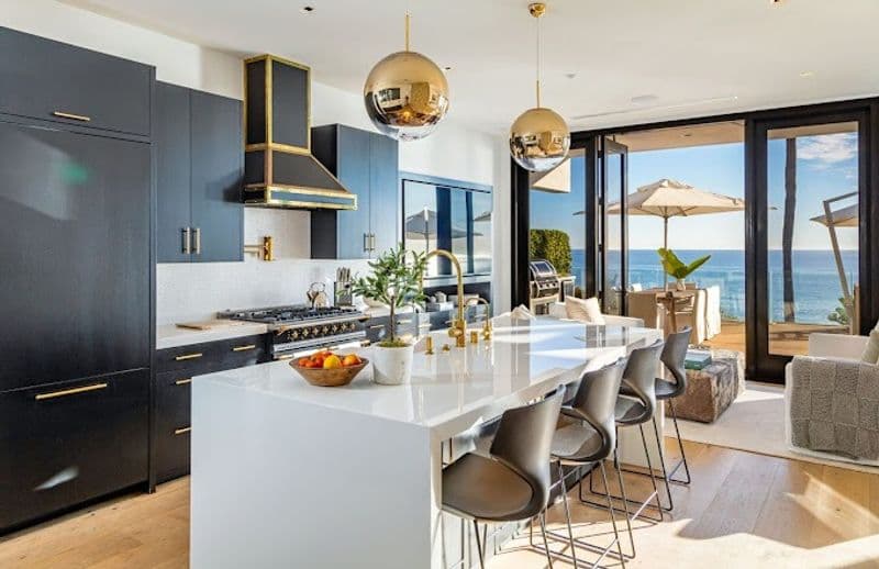 Carrara Treatment Malibu Photo