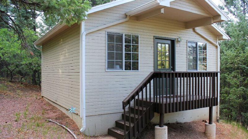 Sandstone Care Teen Center at Cascade Canyon Photo