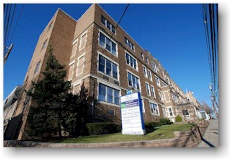 Endeavor House North Photo