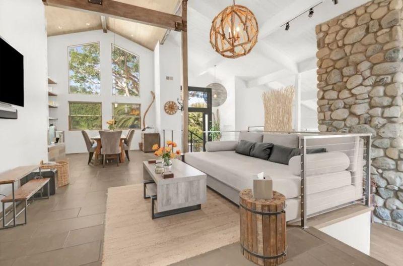 Amend Mental Health Treatment Photo