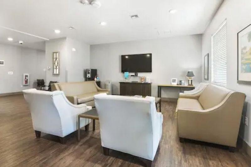 River Oaks Treatment Center Photo