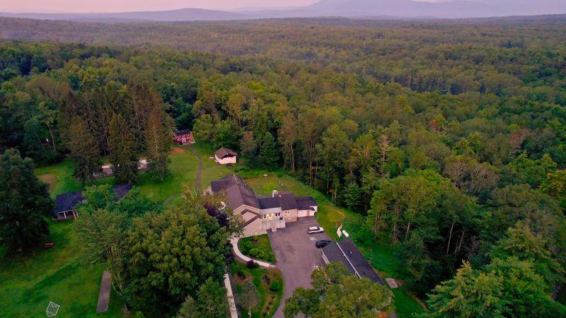 Never Alone Adolescent Addiction Treatment Center Photo